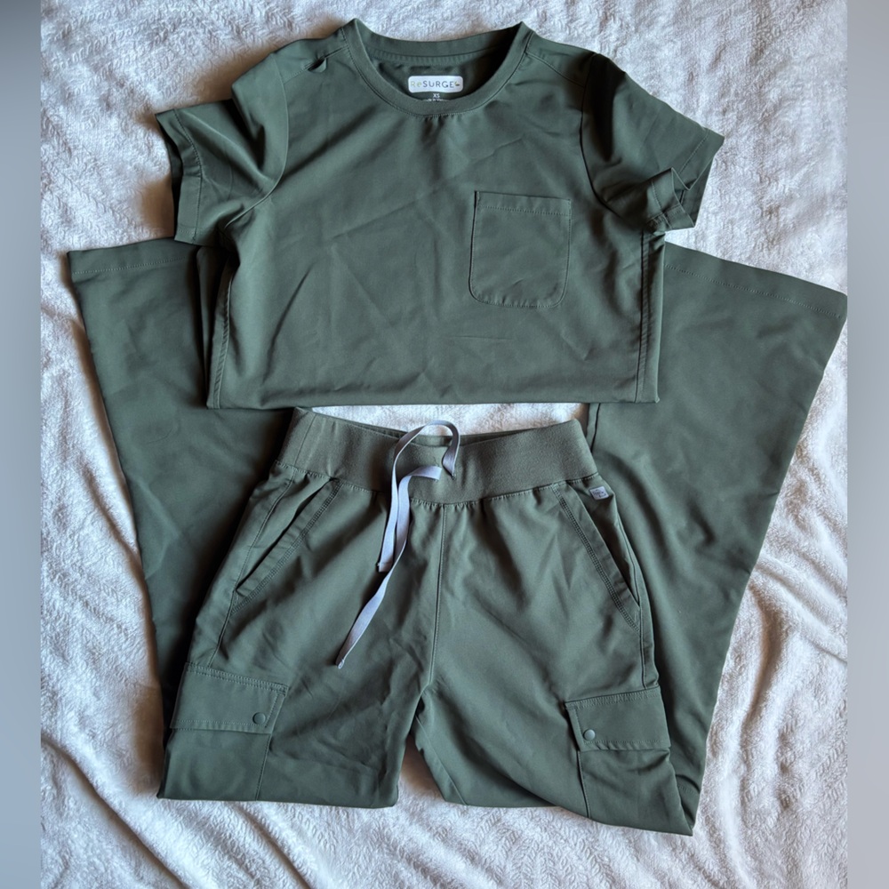 Resurge Olive Scrub Set